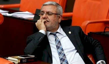 Mehmet Metiner'den AKP'ye çift maaş uyarısı: Siyasi kırıma dönüşebilir