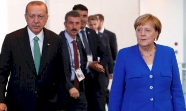 Erdoğan ve Merkel Brüksel'de bir araya geldi