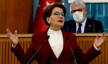 Akşener, şehidin oğluna ait mektubu okurken duygularına hakim olamadı.