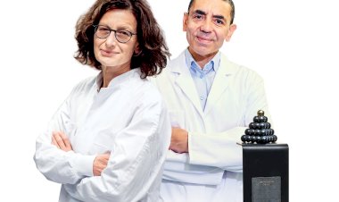 25. Aydın Doğan Ödülü, bilim insanları Dr. Özlem Türeci ve Prof. Dr. Uğur Şahin'e verildi!