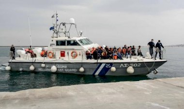 AB Komisyonu Türkiye'ye "sınır dışı sayısından" memnun değil