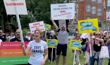 İngiliz Turizmciler Hükümeti Protesto Etti