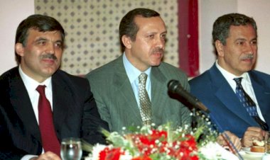Ahmet Taşgetiren Düğme nerede yanlış iliklendi?