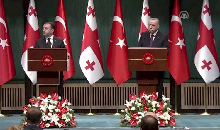 Cumhurbaşkanı Erdoğan'dan Azerbaycan ve Gürcistan ile iş birliği mesajı: Türkiye olarak varız