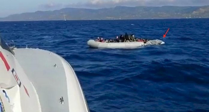 Yunanistan Türkiye üzerinden iltica başvurularını durdurdu