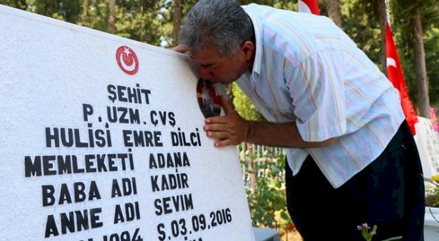Şehit aileleri toprağa verdikleri canlarını Babalar Günü'nde de unutmadı