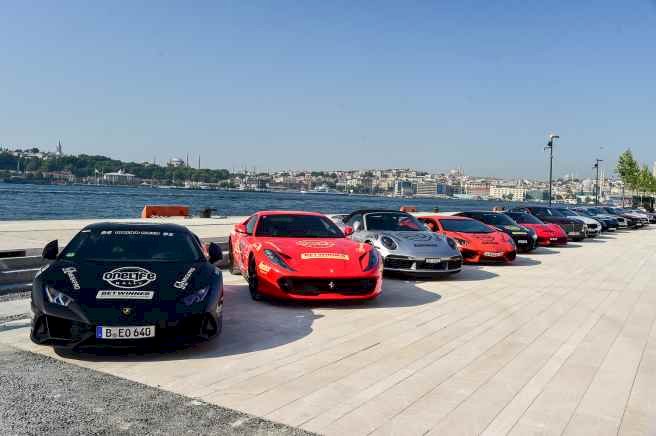 Galataport İstanbul’da tasarım ve mühendislik harikası süper otomobiller sergisi