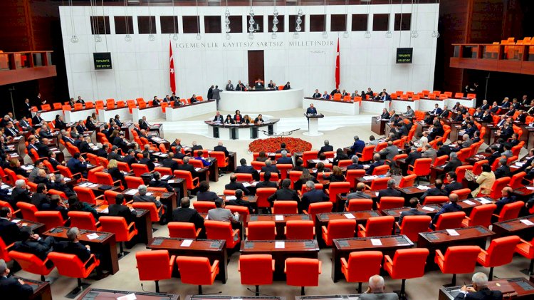 CHP 'güçlendirilmiş parlamenter sistem' için ilk adımı attı: ‘Bağımsız ve Tarafsız Yargı Raporu’ hazır