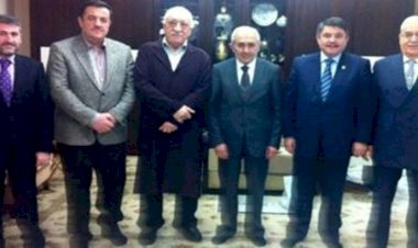 Fetullah Gülen’le fotoğrafa AKP’li başkandan savunma: O benim arkadaşım