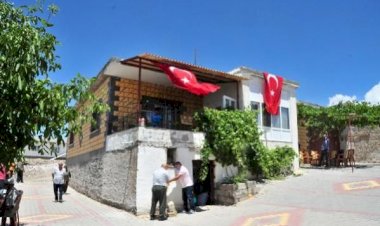 Evin tek oğlu şehit oldu