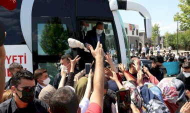 Erdoğan’dan AKP’lilere çağrı: Teşkilattan ayağı soğuyanların ayağına gidin