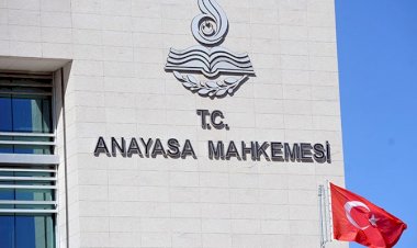 Osman Sert Erdoğan'ın Anayasa Mahkemesi ile İttifakı