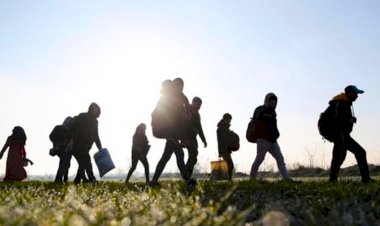 Taliban'ın Afganistan'da yayılmasıyla kaçışlar başladı