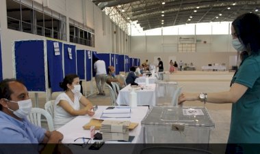 İzmir Barosu’nda 9 Ay Gecikmeli Genel Kurul
