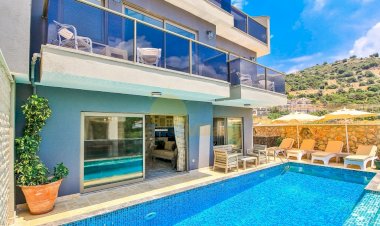 Kaş ve Kalkan’da Kiralık Villalara Talep Patlaması Yaşanıyor