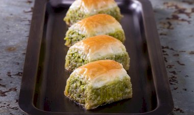 Bayram Alışverişinde Baklavanın  Fiyatına Değil Kokusuna Bakın 