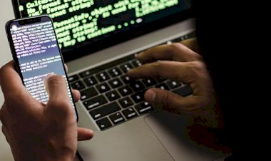 Hangi bakanın telefonları dinleniyor