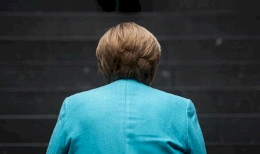 Merkel gazetecilere veda etti