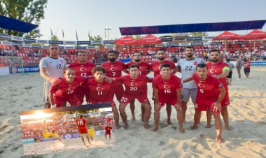 Türkiye Plaj Futbolu Milli Takımı, Ukrayna'ya 8-3 mağlup oldu