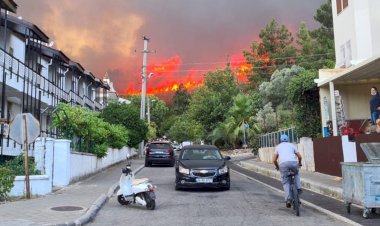 Alevler şimdi de Marmaris'i sardı