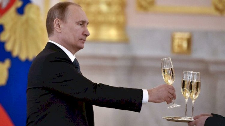 Fransa ile Rusya arasında şampanya gerilimi tırmanıyor