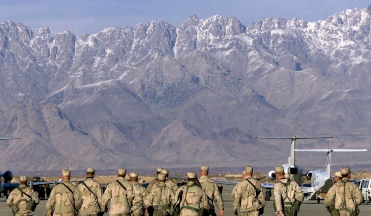 "ABD Askerleri Bagram'ı Vedasız Terketti"