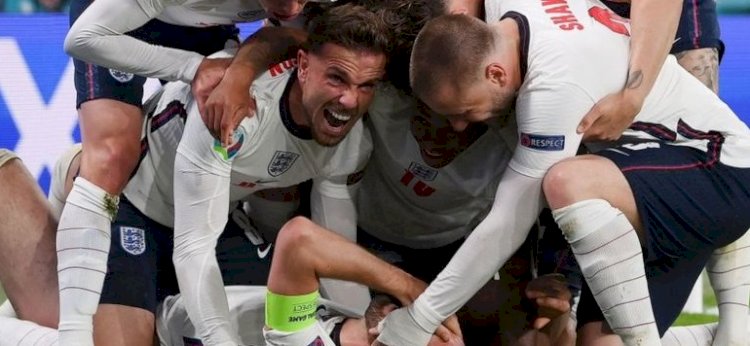 EURO 2020: İngiltere, Danimarka'yı uzatmalarda geçerek finale çıktı