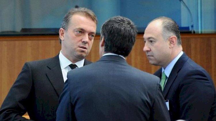 Uzan'dan, TMSF'nin el koyduğu şirketlerini alanlara yaklaşık 69 milyar euroluk tazminat davası