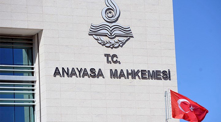 Osman Sert Erdoğan'ın Anayasa Mahkemesi ile İttifakı