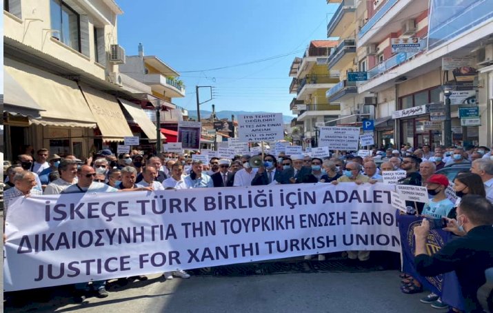 İskeçe Türk Birliği adaletsizliğe karşı sesini böyle yükseltti: İskeçe'de "Artık Yeter" eylemi