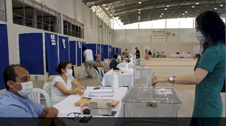İzmir Barosu’nda 9 Ay Gecikmeli Genel Kurul