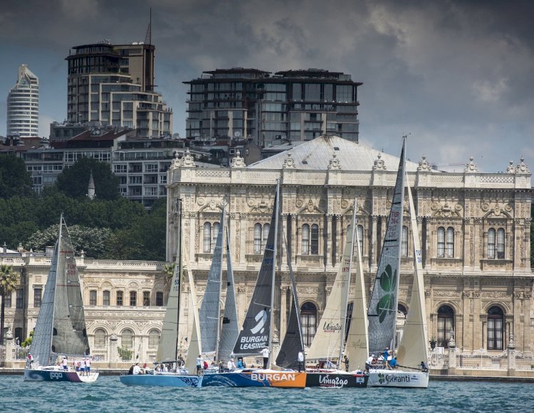 İstanbul Boğazı’nda 20. Yelken Seyri  