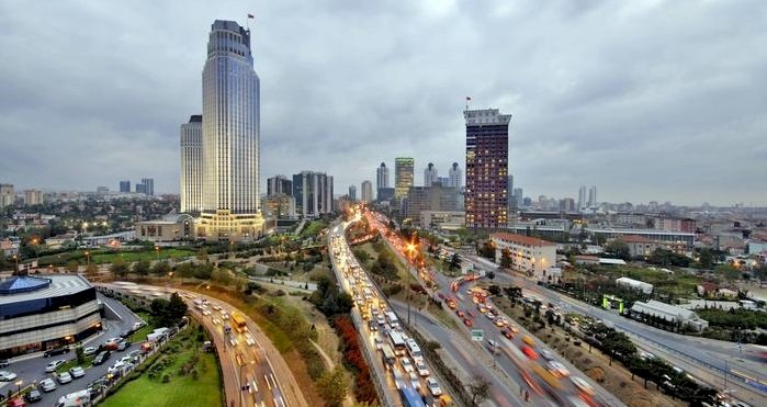 Yabancılar ev almaya Türkiye'ye koşuyor