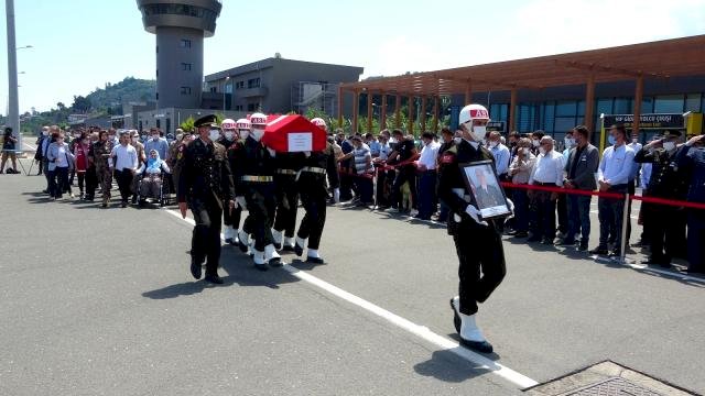 Şehit astsubayın cenazesi memleketi Ordu'ya getirildi