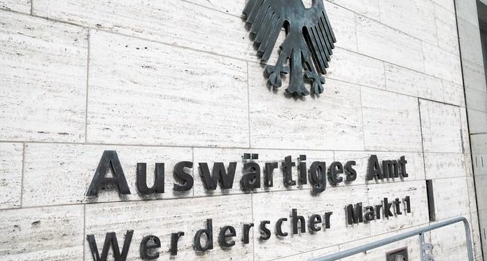 Alman Dışişleri Bakanlığı gazetecilere şiddeti kınadı