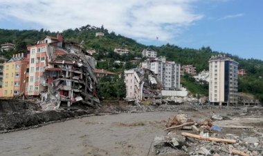 Sel felaketinde can kaybı 58'e yükseldi