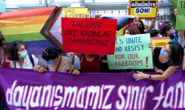 İstanbul'da Afgan Kadınlarla Dayanışma Eylemi