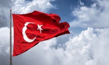 Bayrak Şiiri | Arif Nihat Asya