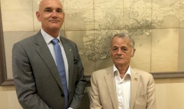 Kırım Tatar halkının milli lideri Kırımoğlu, Avustralya'nın Kıyiv Büyükelçisi ile görüştü