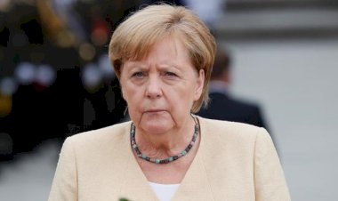 Меркель прибула з візитом до Києва