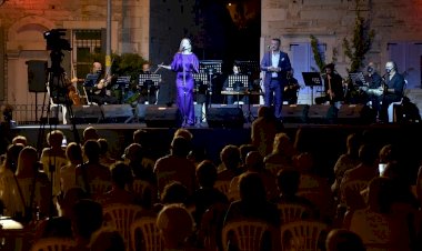 Foça’da Müzik Ziyafeti