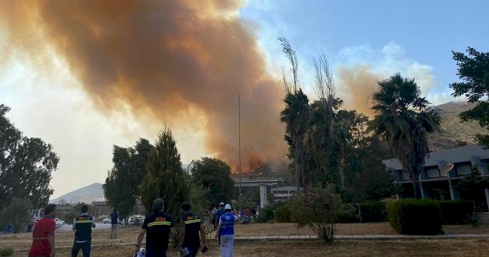Kemerköy Termik Santrali'nde alevlerin etkisi azaldı