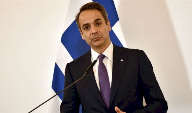 Yunanistan Başbakanı Miçotakis, yangınlarla mücadeledeki başarısızlık için halktan özür diledi