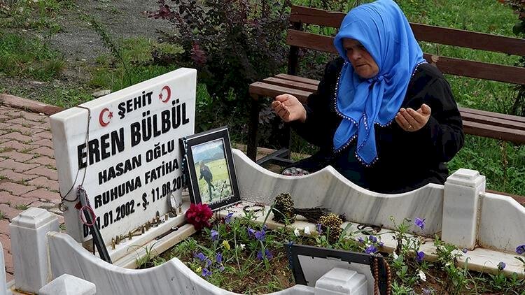 Şehit Eren Bülbül'ün annesinden yürek burkan sözler