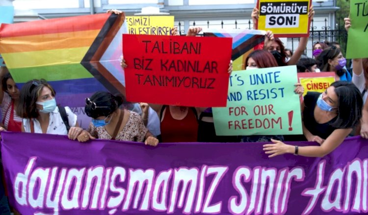 İstanbul'da Afgan Kadınlarla Dayanışma Eylemi