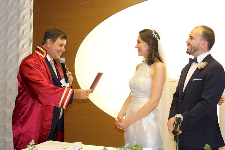 Havada Başlayan Arkadaşlık Nikâhla Taçlandı