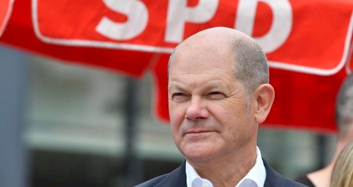 Almanya’da 15 yıl aradan sonra bir ilk: SPD birinci parti