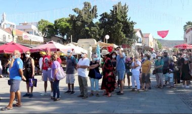 FOÇA KURTULUŞUNUN 99. YILINI 2 GÜN SÜREN ETKİNLİKLERLE KUTLADI