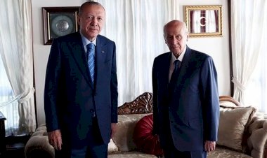 AKP ve MHP'nin seçim yasası değişikliği görüşmelerinde 'masadan eksiklerle kalkıldığı' belirtiliyor