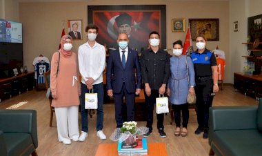 Şehit babalarını gururlandırdılar